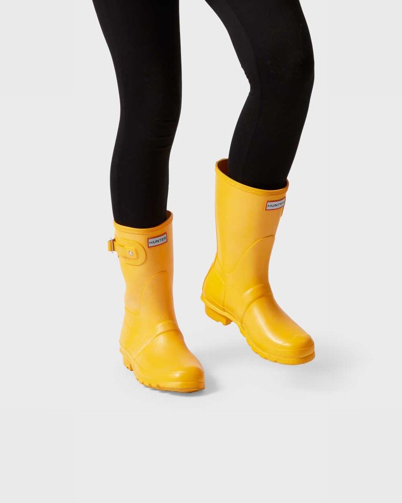 Hunter Original Short Mid-Calf Women Rain Boots Yellow | 100133120
