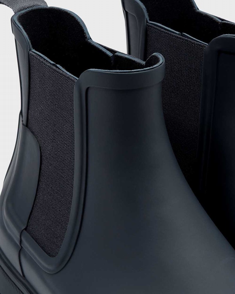 Hunter Refined Slim Fit Men Chelsea Boots Navy | 785979659